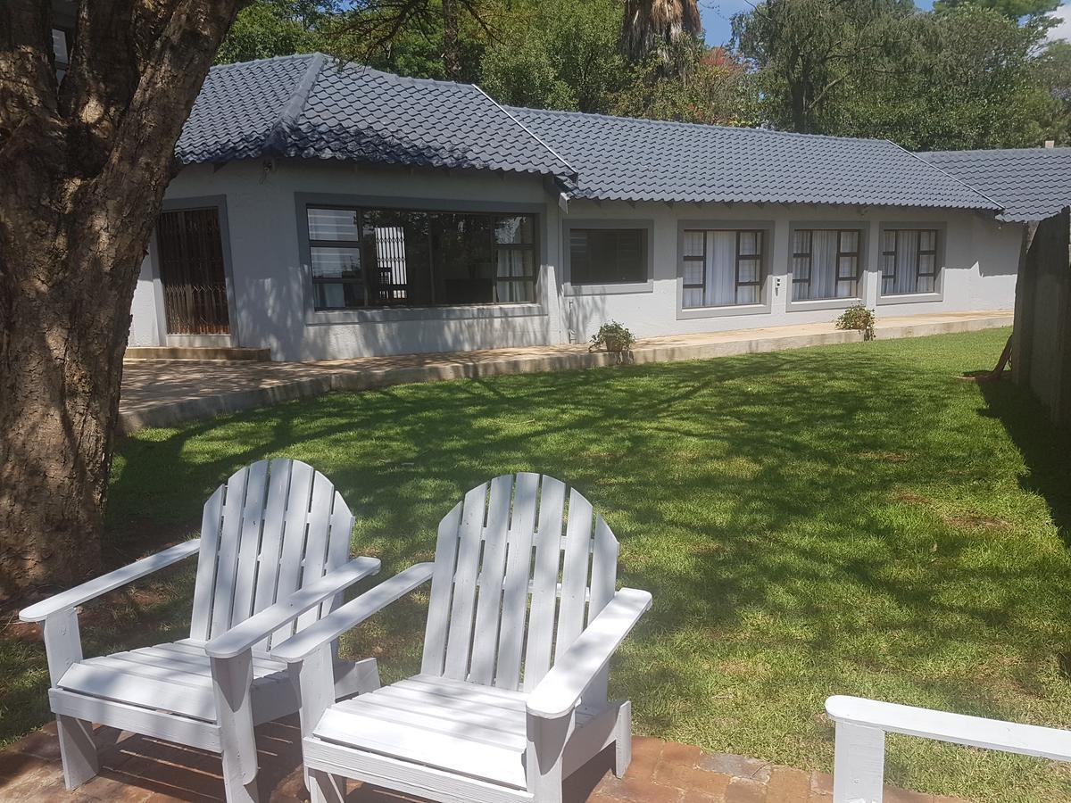 6 On Capella Guesthouse Primrose Exterior foto